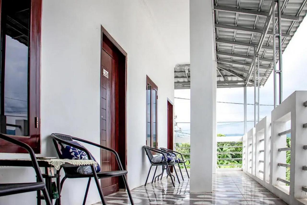 Samar Wulu Guest House Syariah Mitra Reddoorz Near Ketapang Ketapang  Экстерьер фото