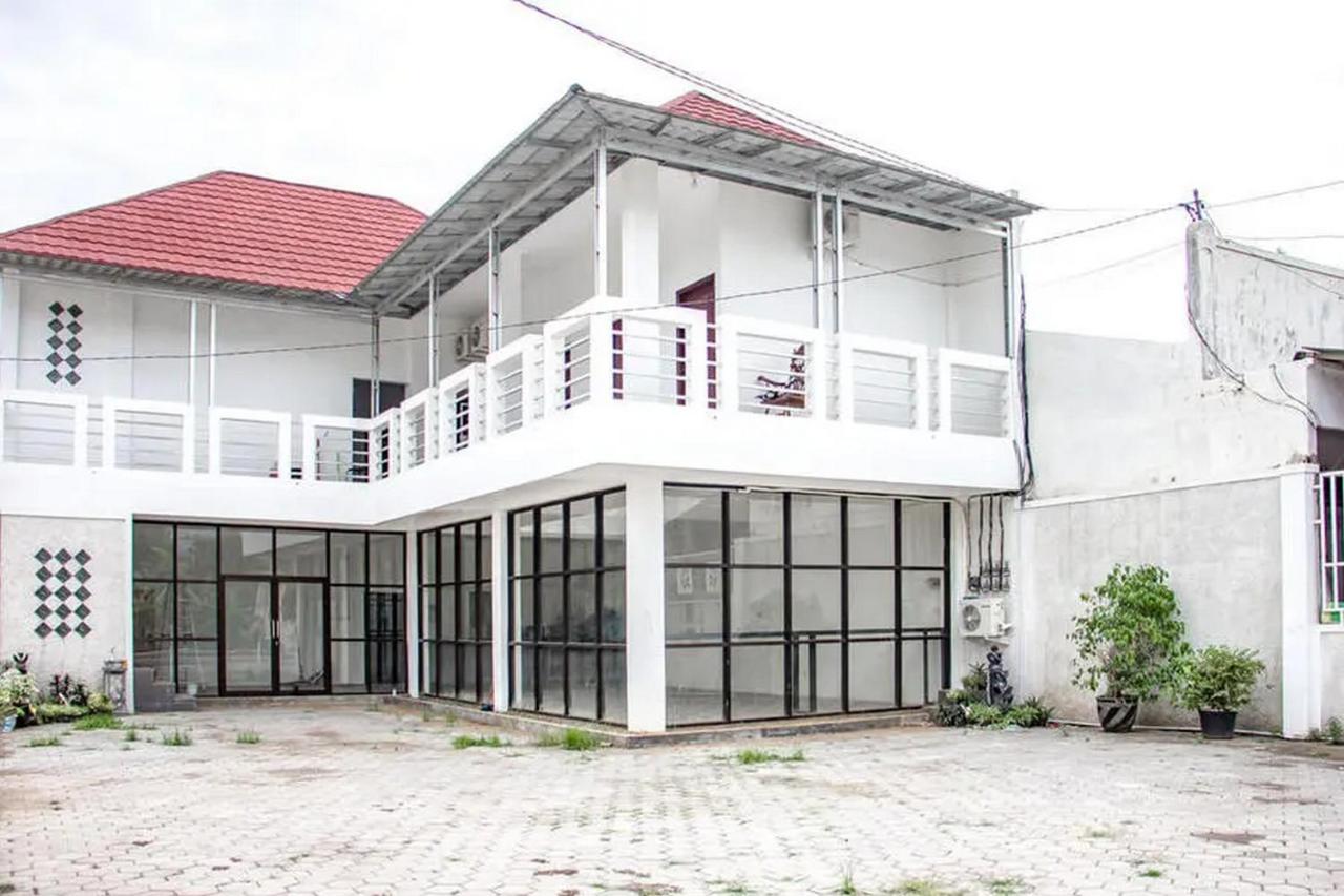Samar Wulu Guest House Syariah Mitra Reddoorz Near Ketapang Ketapang  Экстерьер фото